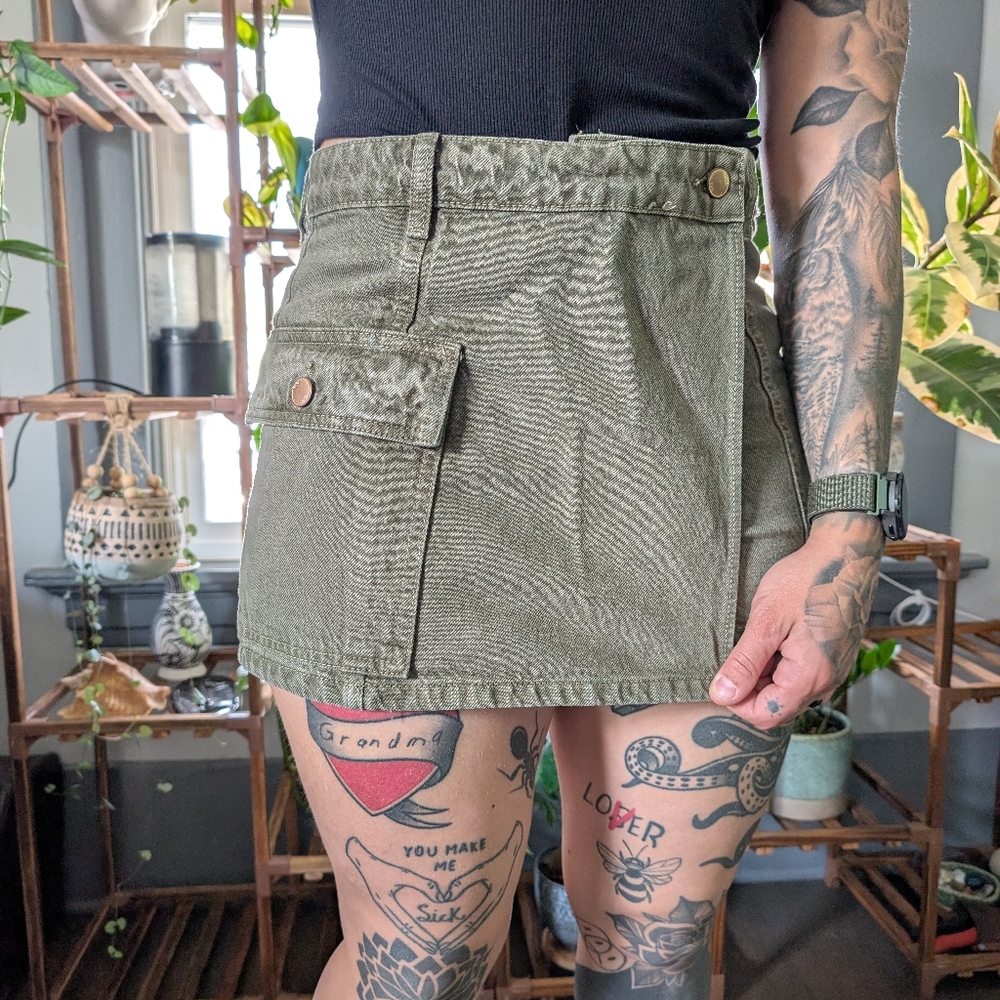 Olive Zara skort